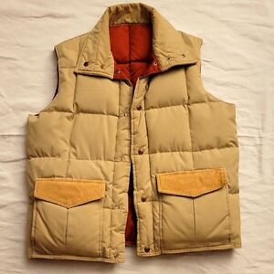 Men's Puffer Vest - Reversible, Tan/Auburn